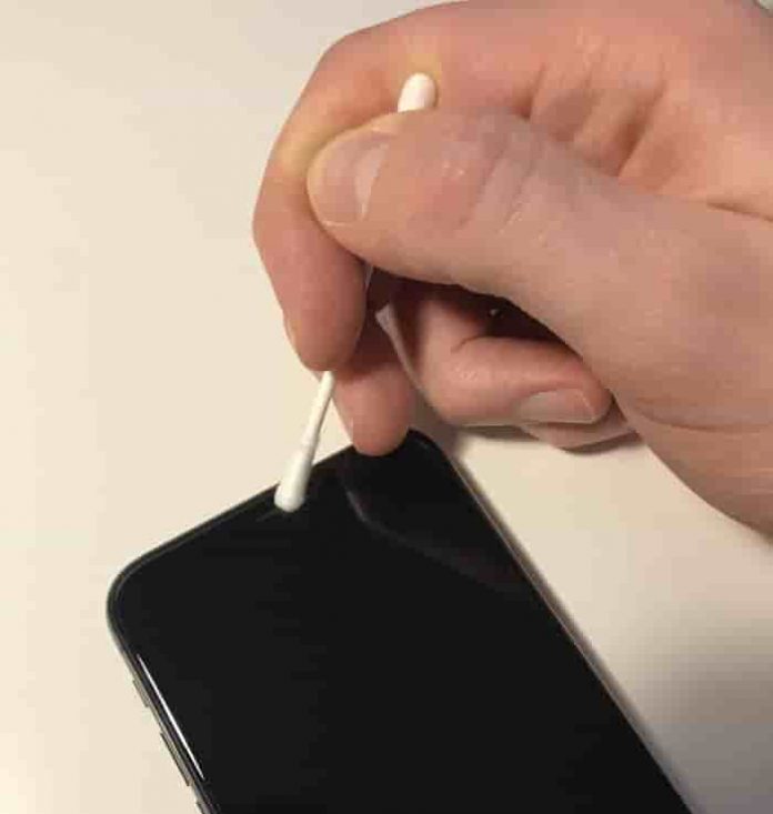 How to Clean iPhone Charging Port Without Toothpick - News from All